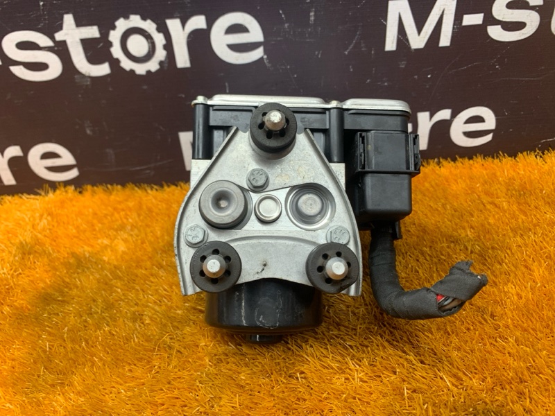 Блок ABS, 6500 рублей, Красноярск