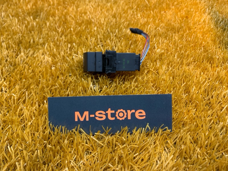 кнопка стеклоподъемника, 300 рублей, Красноярск