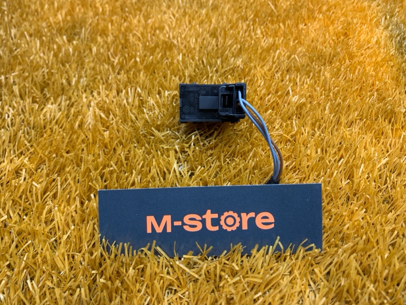 кнопка стеклоподъемника, 300 рублей, Красноярск