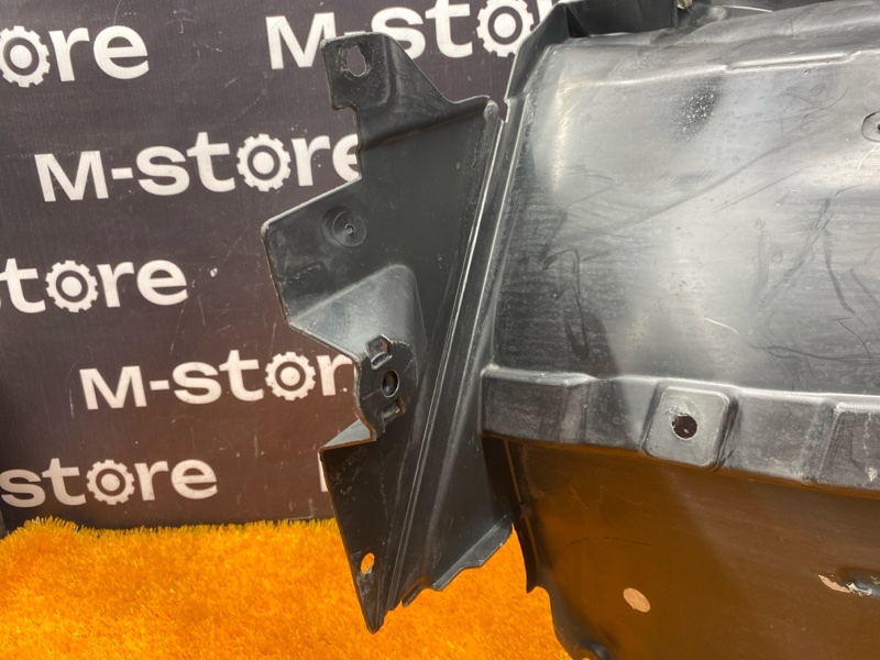 подкрылок, 3000 рублей, Красноярск