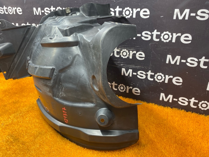 подкрылок, 3000 рублей, Красноярск