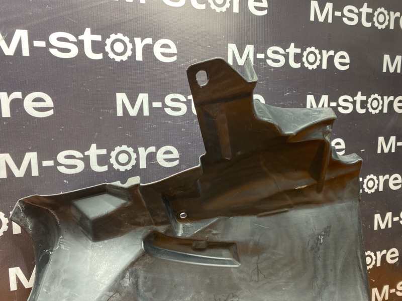 подкрылок, 3000 рублей, Красноярск