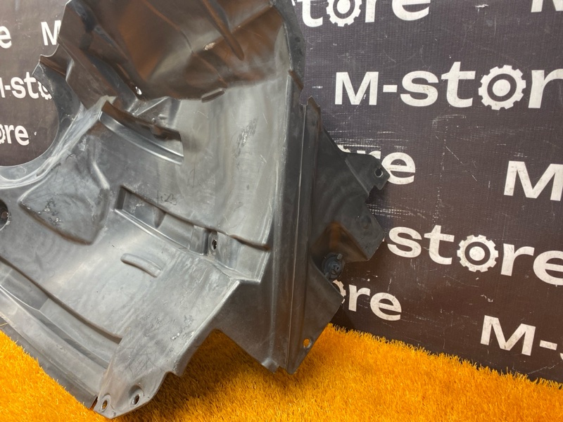 подкрылок, 3000 рублей, Красноярск