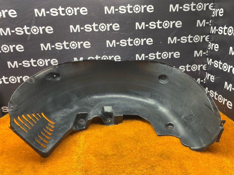 подкрылок, 4000 рублей, Красноярск