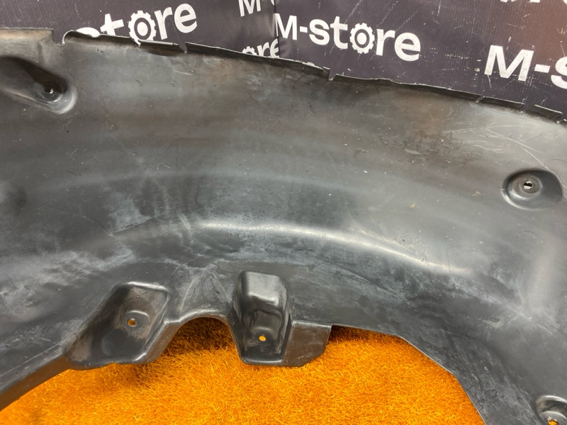 подкрылок, 4000 рублей, Красноярск