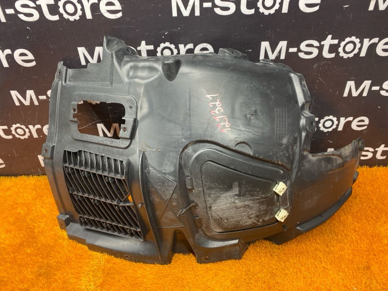 подкрылок, 3500 рублей, Красноярск