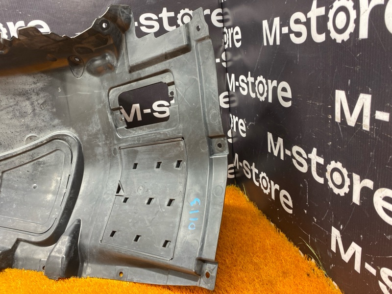 подкрылок, 3500 рублей, Красноярск