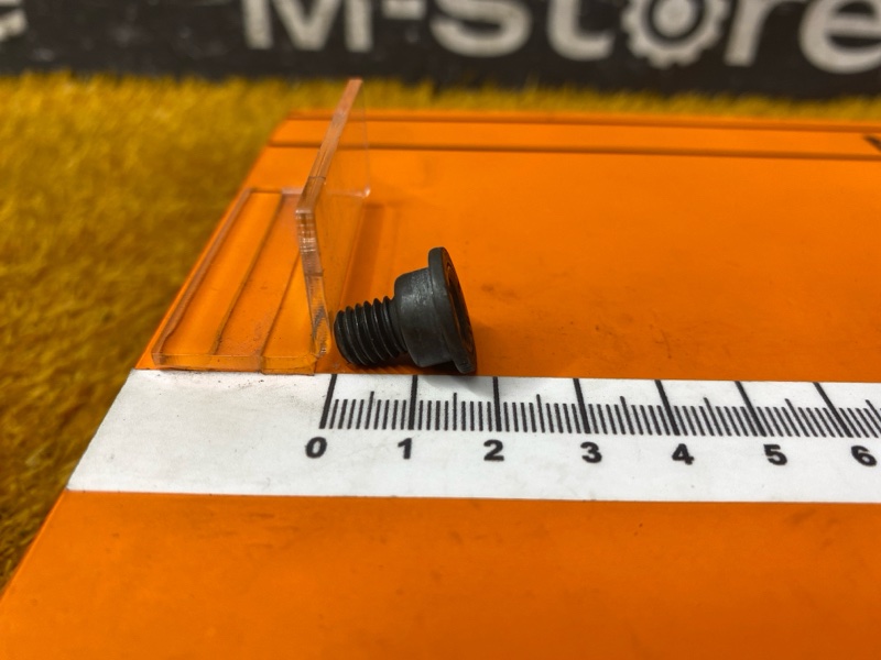 Болт тормозного диска, 100 рублей, Красноярск