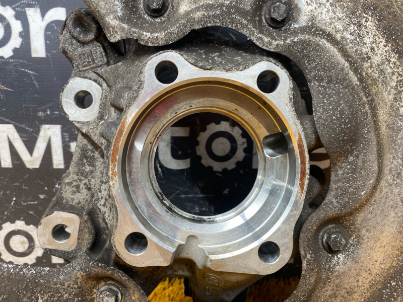 кулак поворотный, 15000 рублей, Красноярск