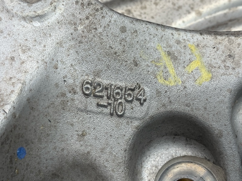 кулак поворотный, 10000 рублей, Красноярск