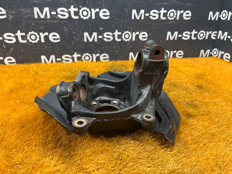 кулак поворотный, 2000 рублей, Красноярск