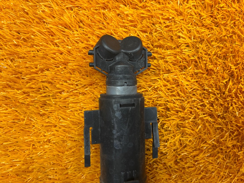 Форсунка омывателя фары, 500 рублей, Красноярск