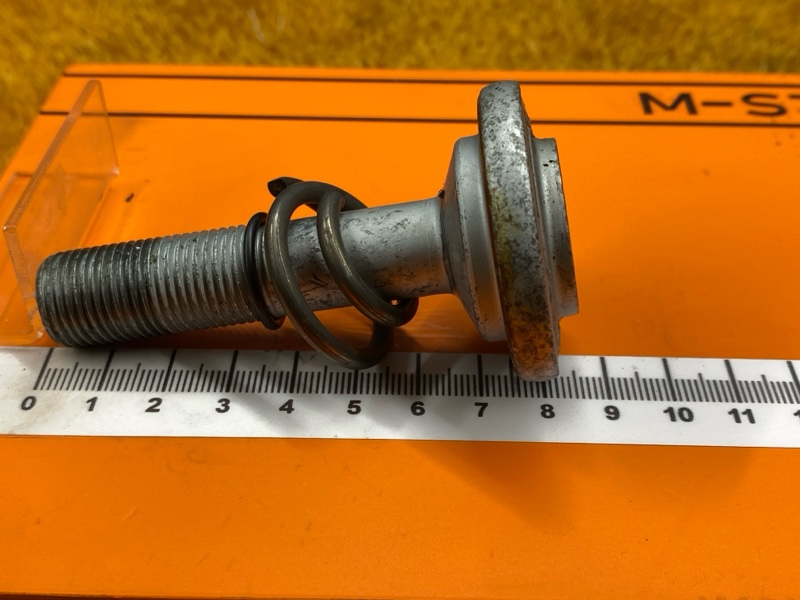 Болт привода, 500 рублей, Красноярск