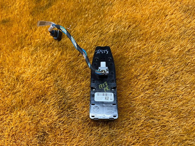 Блок управления стеклоподъемниками, 1000 рублей, Красноярск