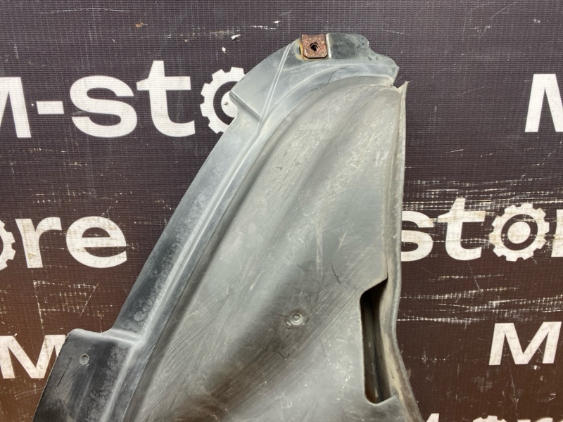 подкрылок, 2000 рублей, Красноярск