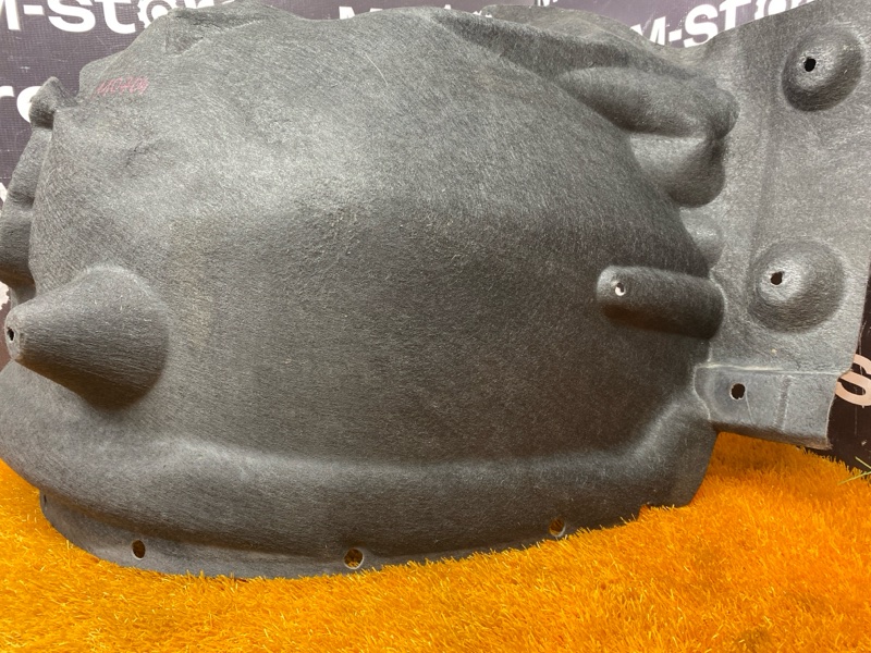 подкрылок, 2000 рублей, Красноярск