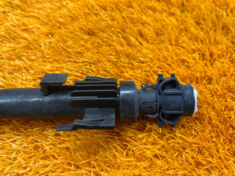 Форсунка омывателя фары, 1000 рублей, Красноярск