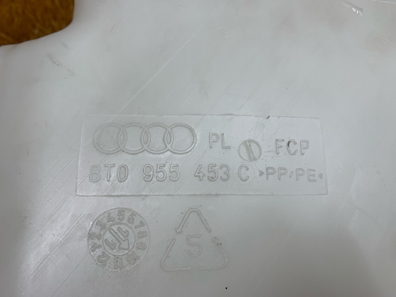 Бачок омывателя, 1000 рублей, Красноярск