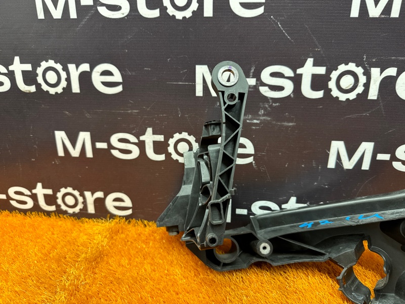 кронштейн фары, 1800 рублей, Красноярск