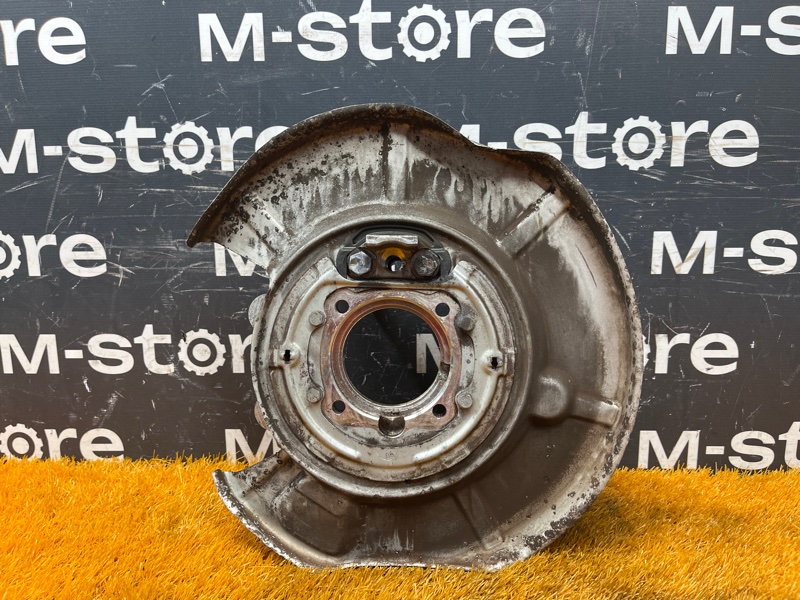 кулак поворотный, 1600 рублей, Красноярск