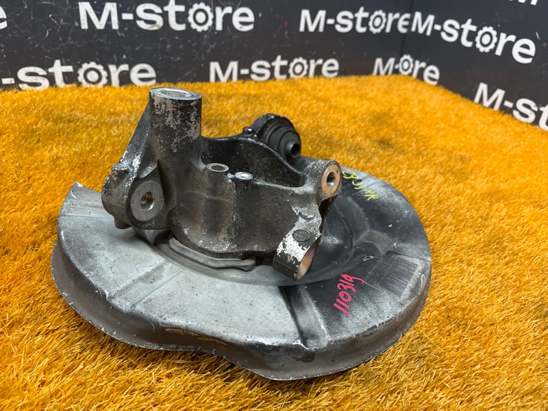 кулак поворотный, 1600 рублей, Красноярск