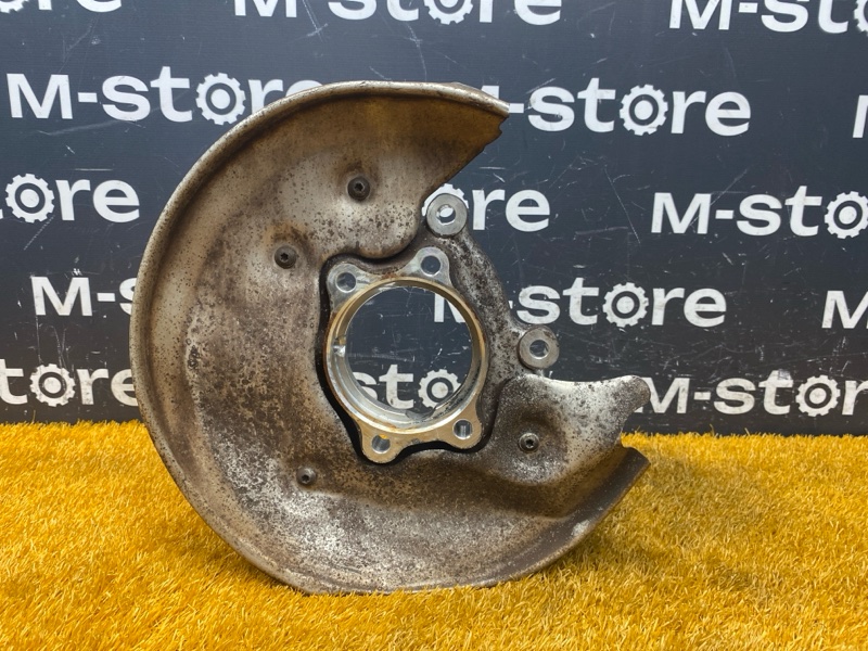 кулак поворотный, 1400 рублей, Красноярск