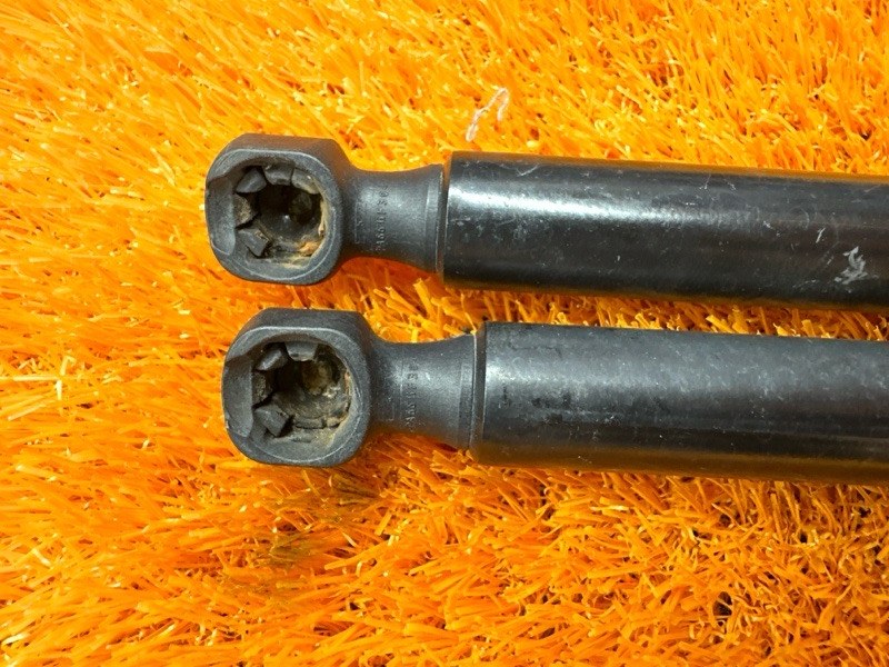 амортизатор багажника, 500 рублей, Красноярск