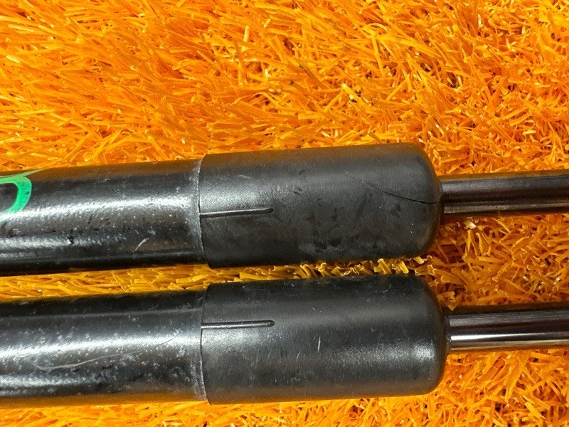 амортизатор багажника, 500 рублей, Красноярск