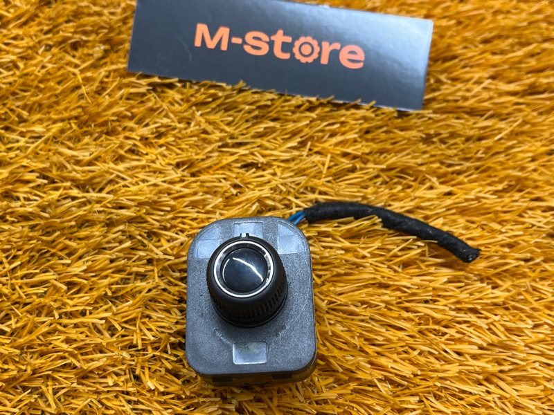 Кнопка регулировки зеркал, 500 рублей, Красноярск