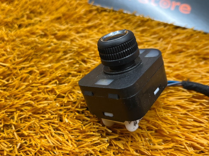 Кнопка регулировки зеркал, 500 рублей, Красноярск