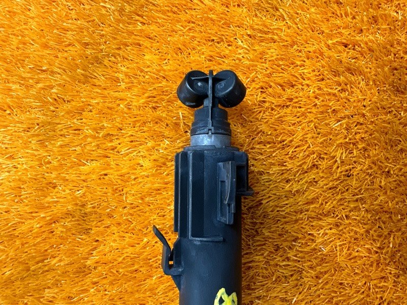 Форсунка омывателя фары, 2000 рублей, Красноярск