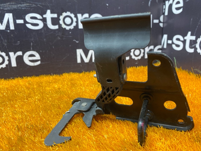 замок капота, 500 рублей, Красноярск