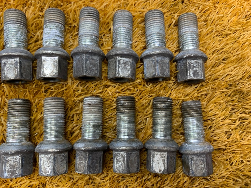 болт колесный, 1600 рублей, Красноярск