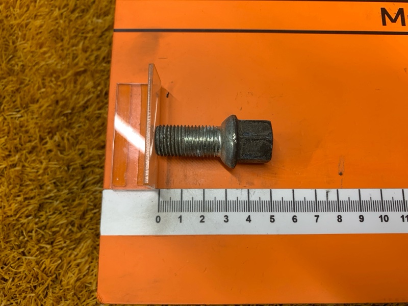 болт колесный, 1600 рублей, Красноярск