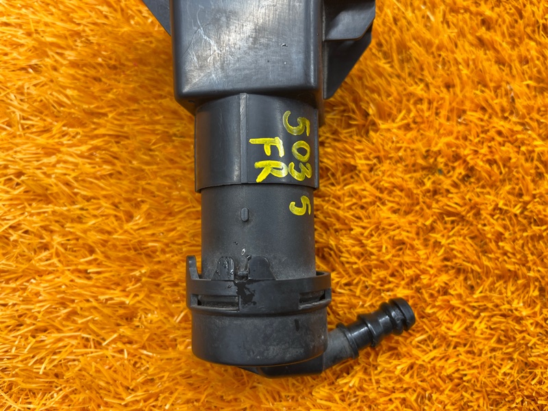 Форсунка омывателя фары, 1000 рублей, Красноярск