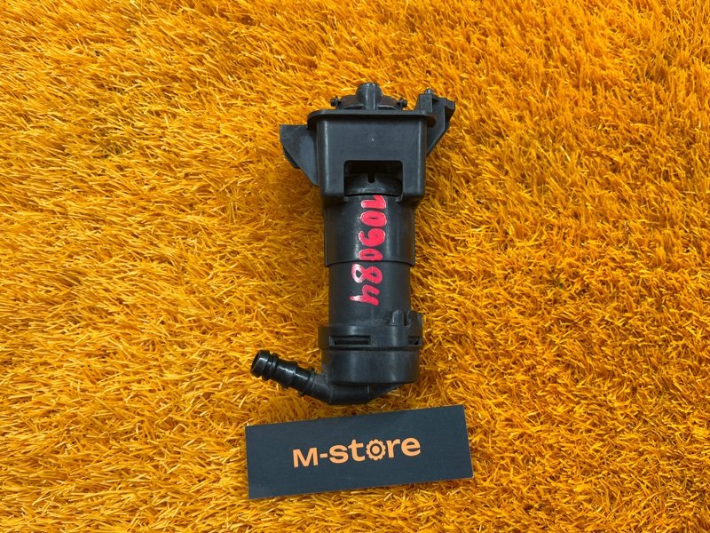 Форсунка омывателя фары, 1000 рублей, Красноярск