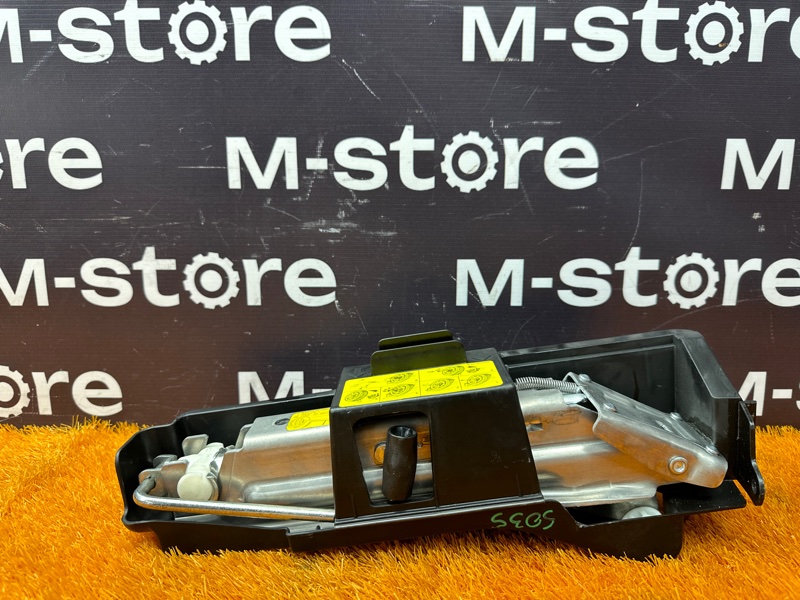 домкрат, 3000 рублей, Красноярск