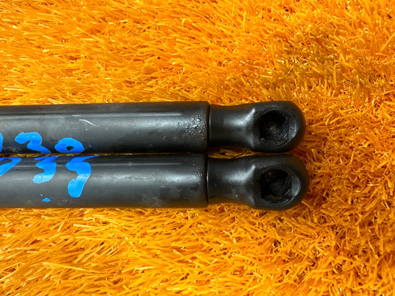 амортизатор багажника, 900 рублей, Красноярск