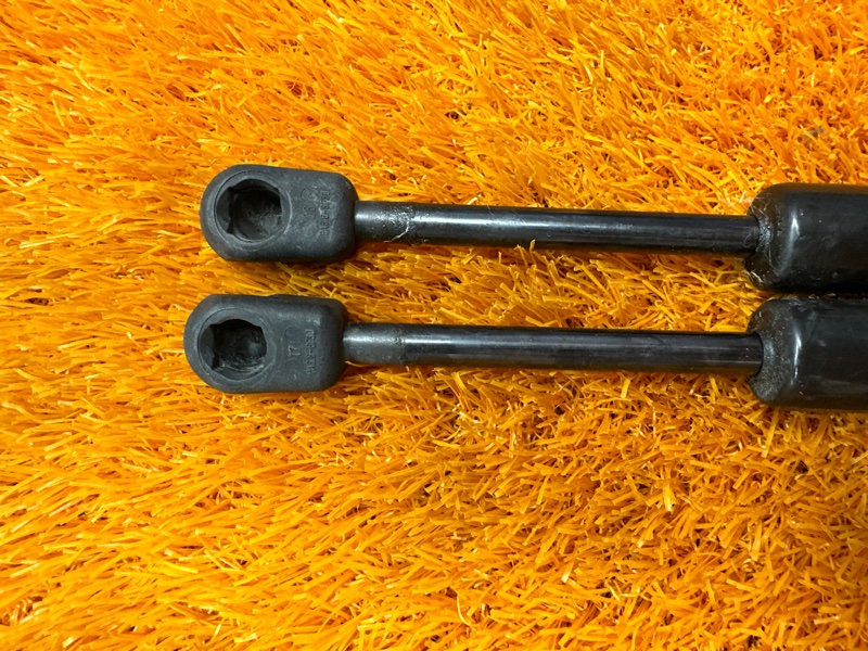 амортизатор багажника, 900 рублей, Красноярск