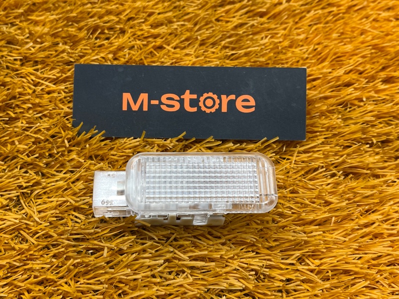 плафон освещения, 100 рублей, Красноярск