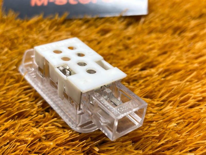 плафон освещения, 100 рублей, Красноярск