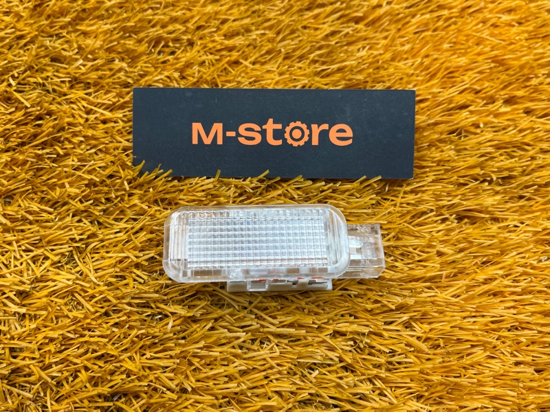 плафон освещения, 100 рублей, Красноярск