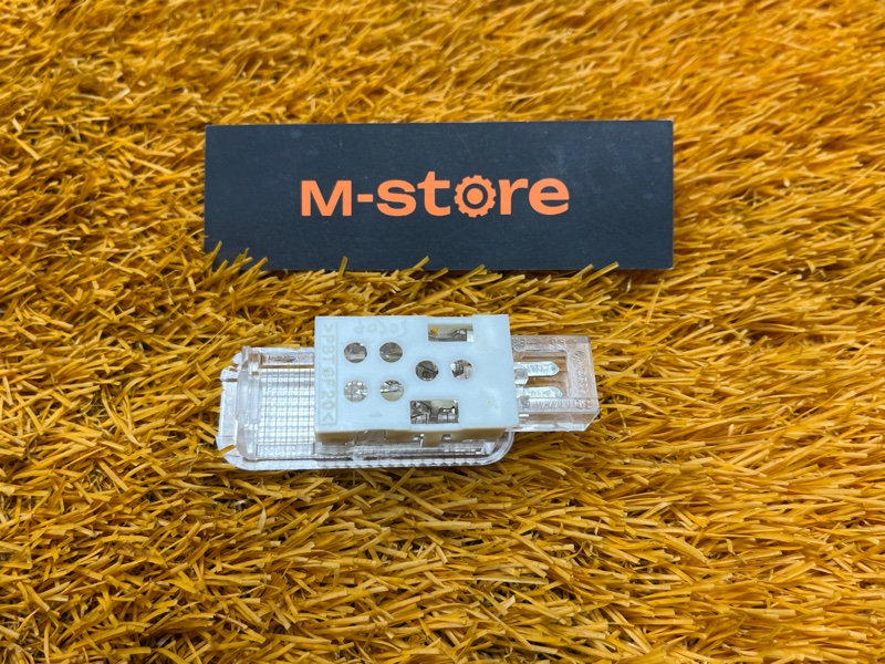 плафон освещения, 100 рублей, Красноярск