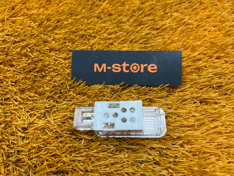 плафон освещения, 100 рублей, Красноярск