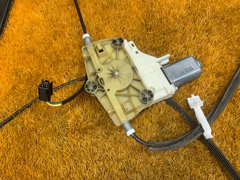 стеклоподъемник, 2000 рублей, Красноярск