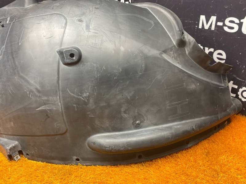 подкрылок, 5000 рублей, Красноярск