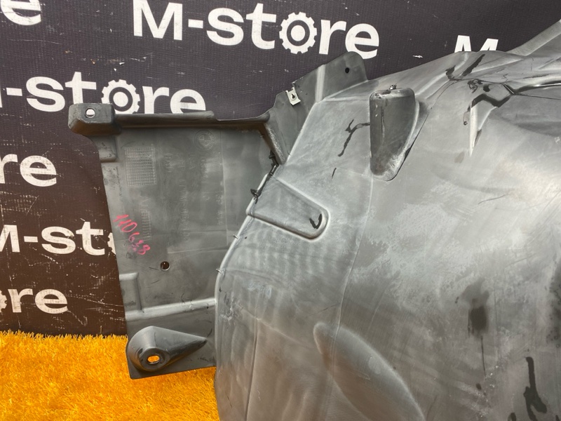 подкрылок, 1000 рублей, Красноярск