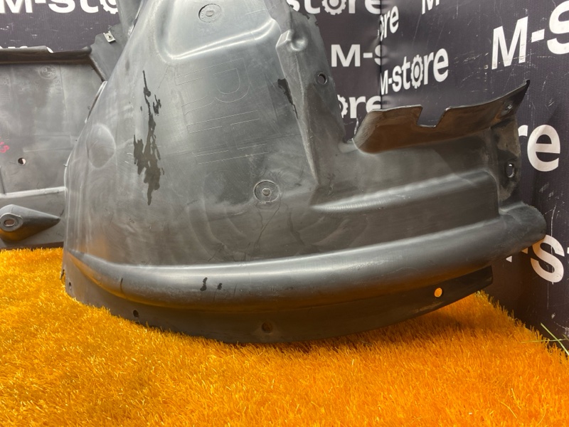 подкрылок, 1000 рублей, Красноярск