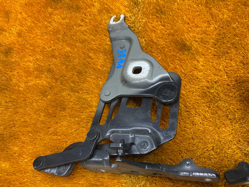 петля капота, 2000 рублей, Красноярск