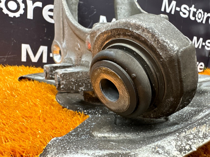 кулак поворотный, 1000 рублей, Красноярск